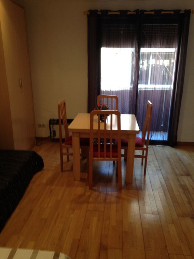 Sm Apartments Lleida Luaran gambar